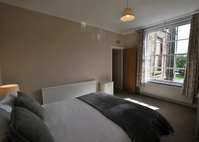 Kirkmay House Apartment